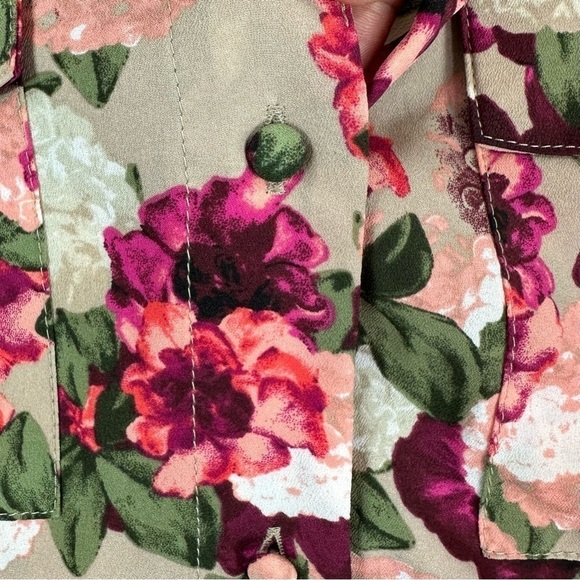 Banana Republic Blouse Top Sz S Floral NWT - Picture 11 of 14